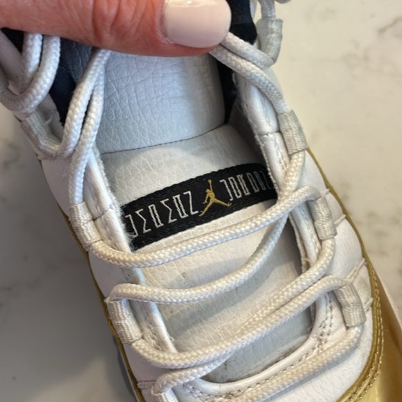 Nike Air Jordan 11 Retro Low Closing Ceremony - Picture 10 of 10